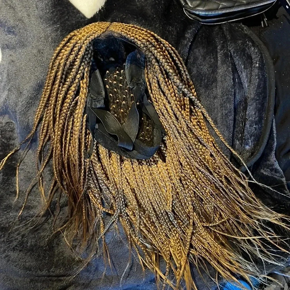 Braided wig  hair - Picture 5 of 8